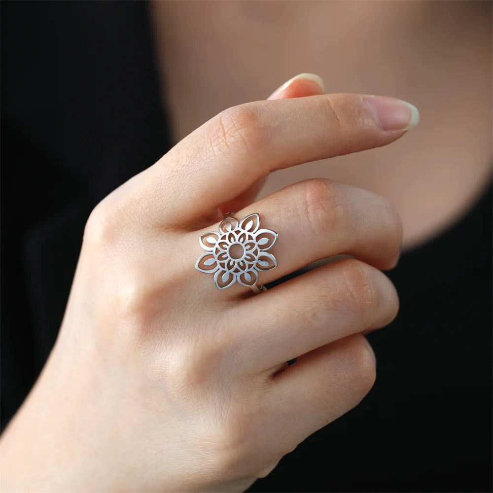 Elegant Mandala Filigree Ring Collection