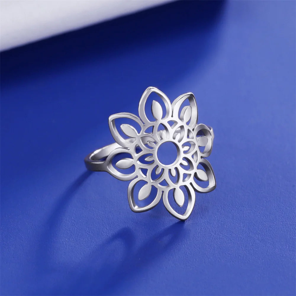 Elegant Mandala Filigree Ring Collection